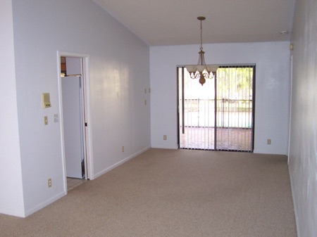 00398 Dining Room View 1.JPG